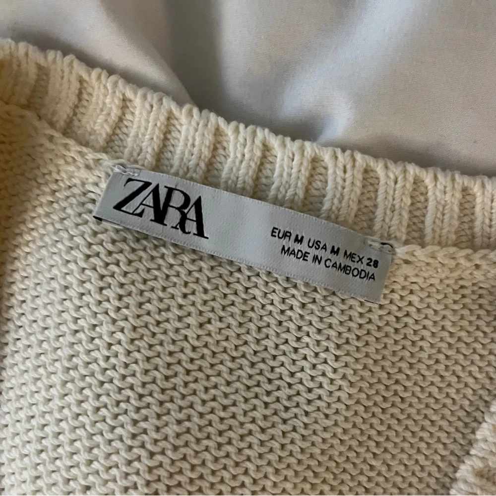 Cotton Blend Cream Knit Sweater Vest - Picture 4 of 4